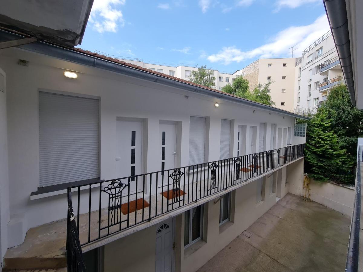 2G- Studio Tout Equipe Avec Cuisine Proche Paris Іссі-ле-Муліно Екстер'єр фото
